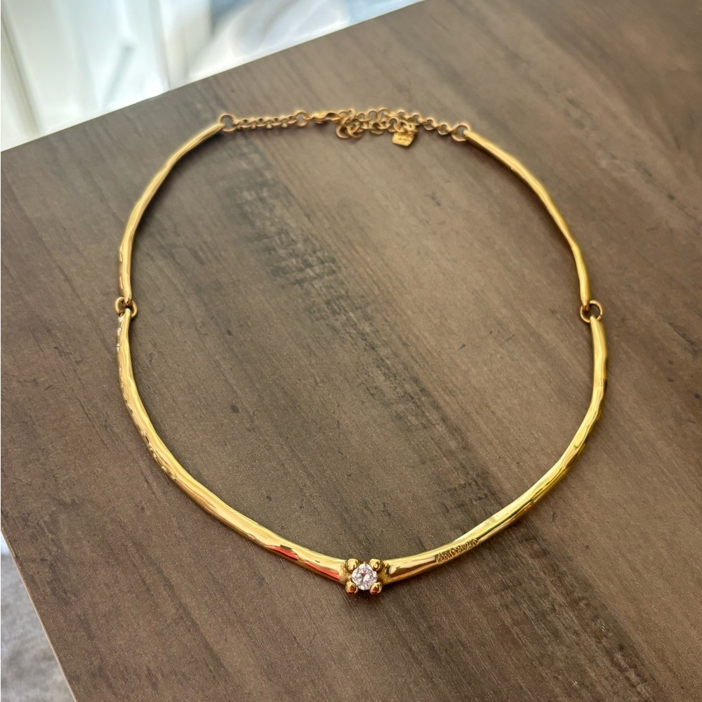 Uno De 50 Gold Necklace with Crystal Detail